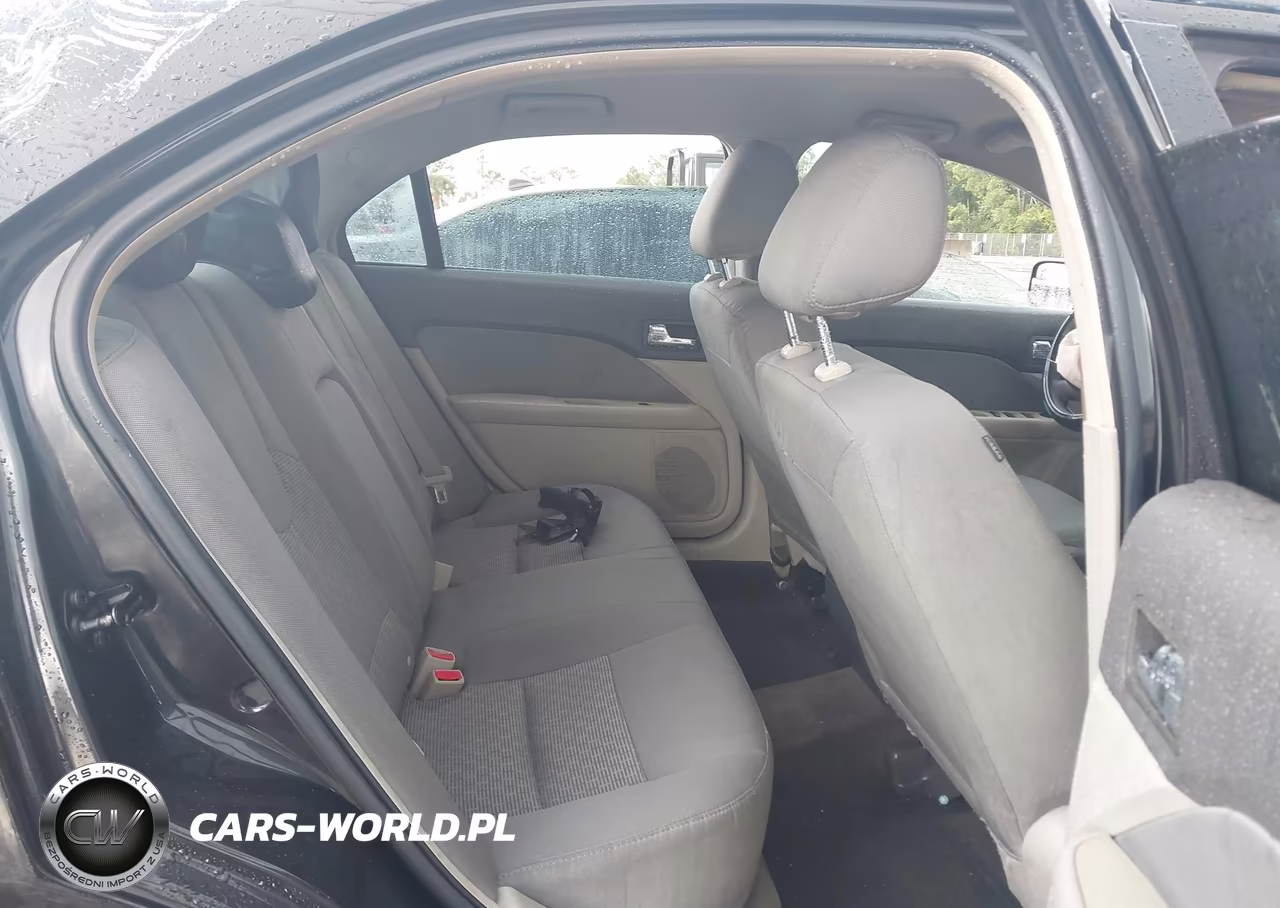 2012 Ford Fusion S VIN:3FAHP0GA7CR216290 - 8