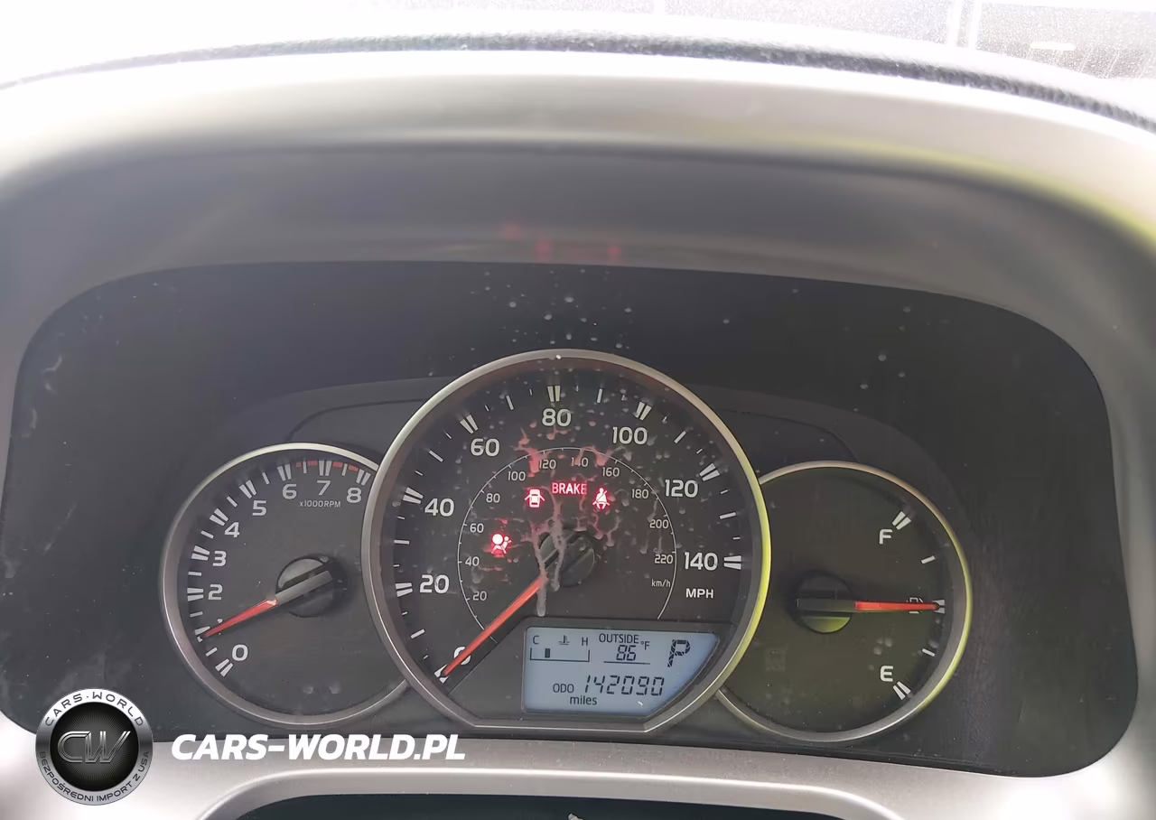 2016 Toyota Rav4 Le VIN:JTMZFREV9GJ098965 - 7