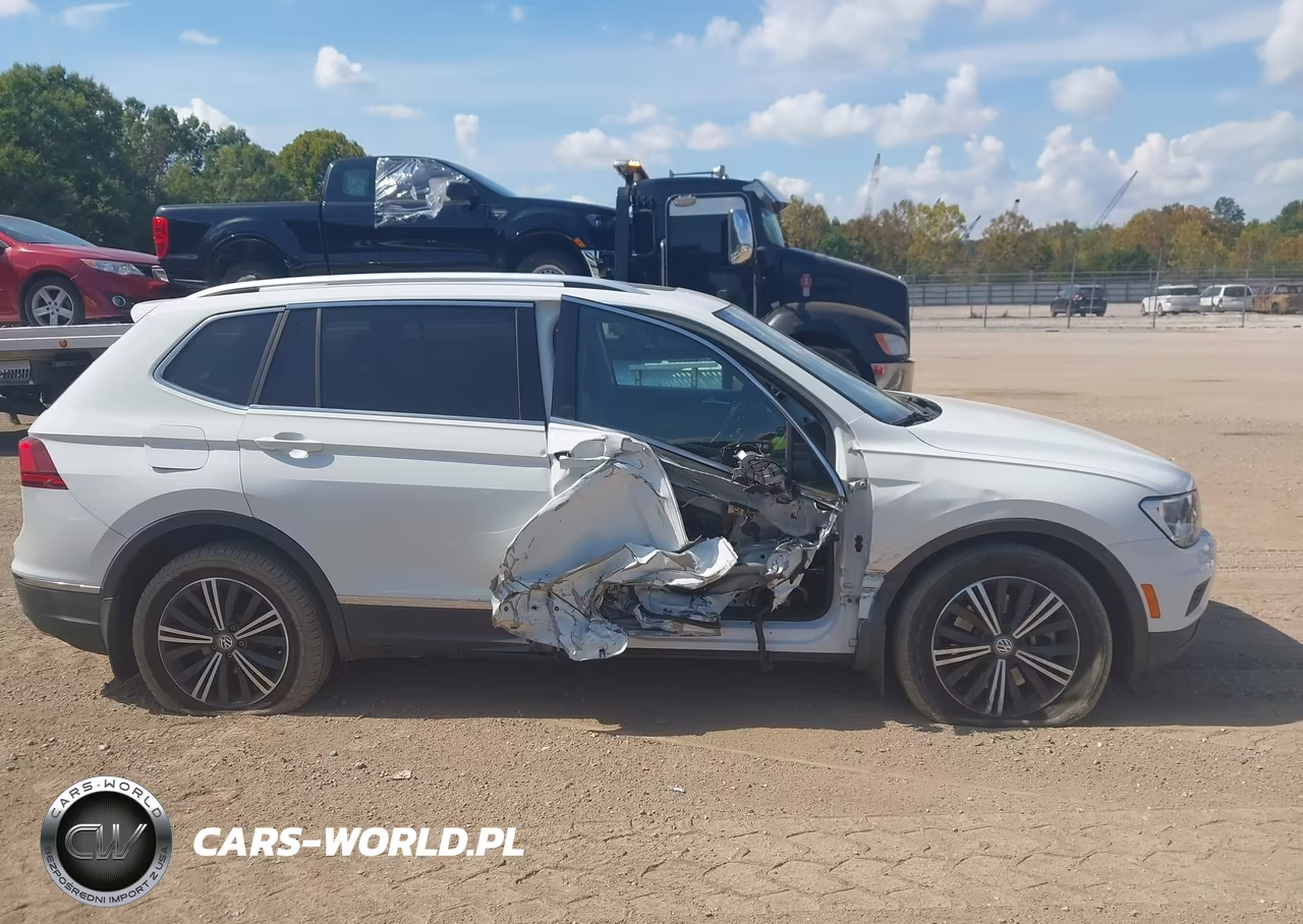 2019 Volkswagen Tiguan 2.0T Se-2.0T Sel-2.0T Sel R-Line-2.0T Sel R-Line Black VIN:3VV2B7AX2KM048611 - 13