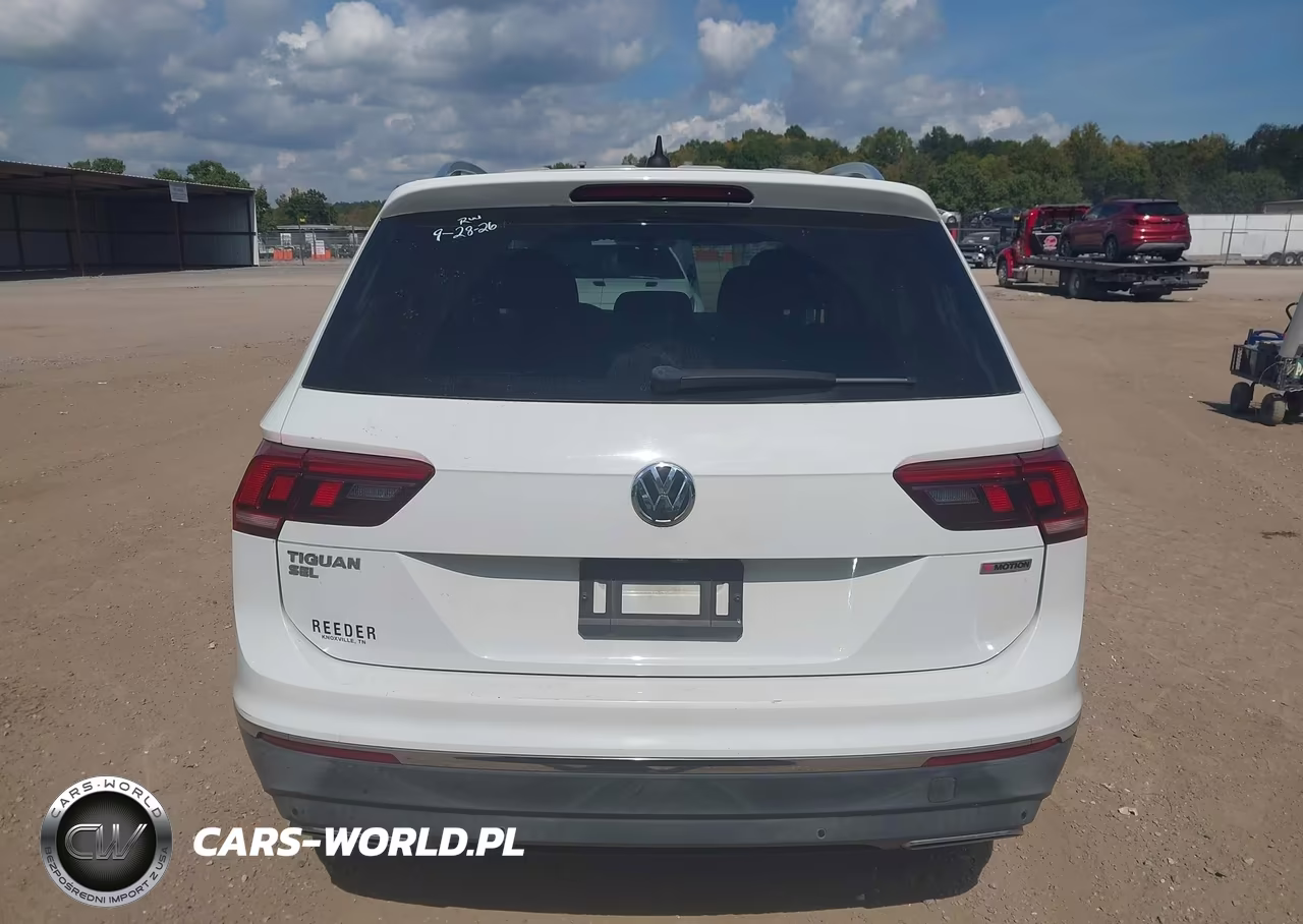 2019 Volkswagen Tiguan 2.0T Se-2.0T Sel-2.0T Sel R-Line-2.0T Sel R-Line Black VIN:3VV2B7AX2KM048611 - 16