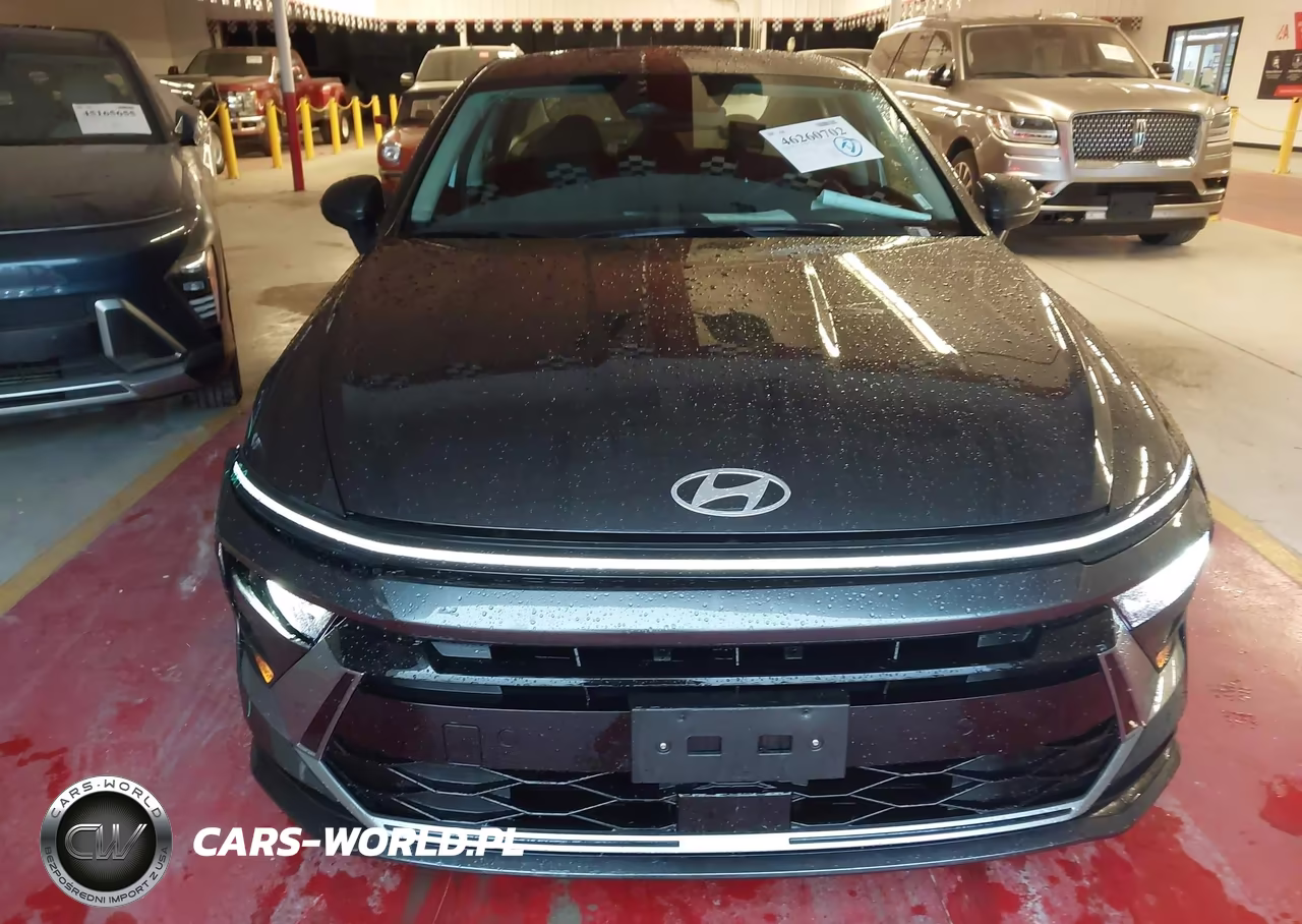 2026 Hyundai Sonata Hybrid Blue VIN:KMHL24JJ9TA167408 - 12