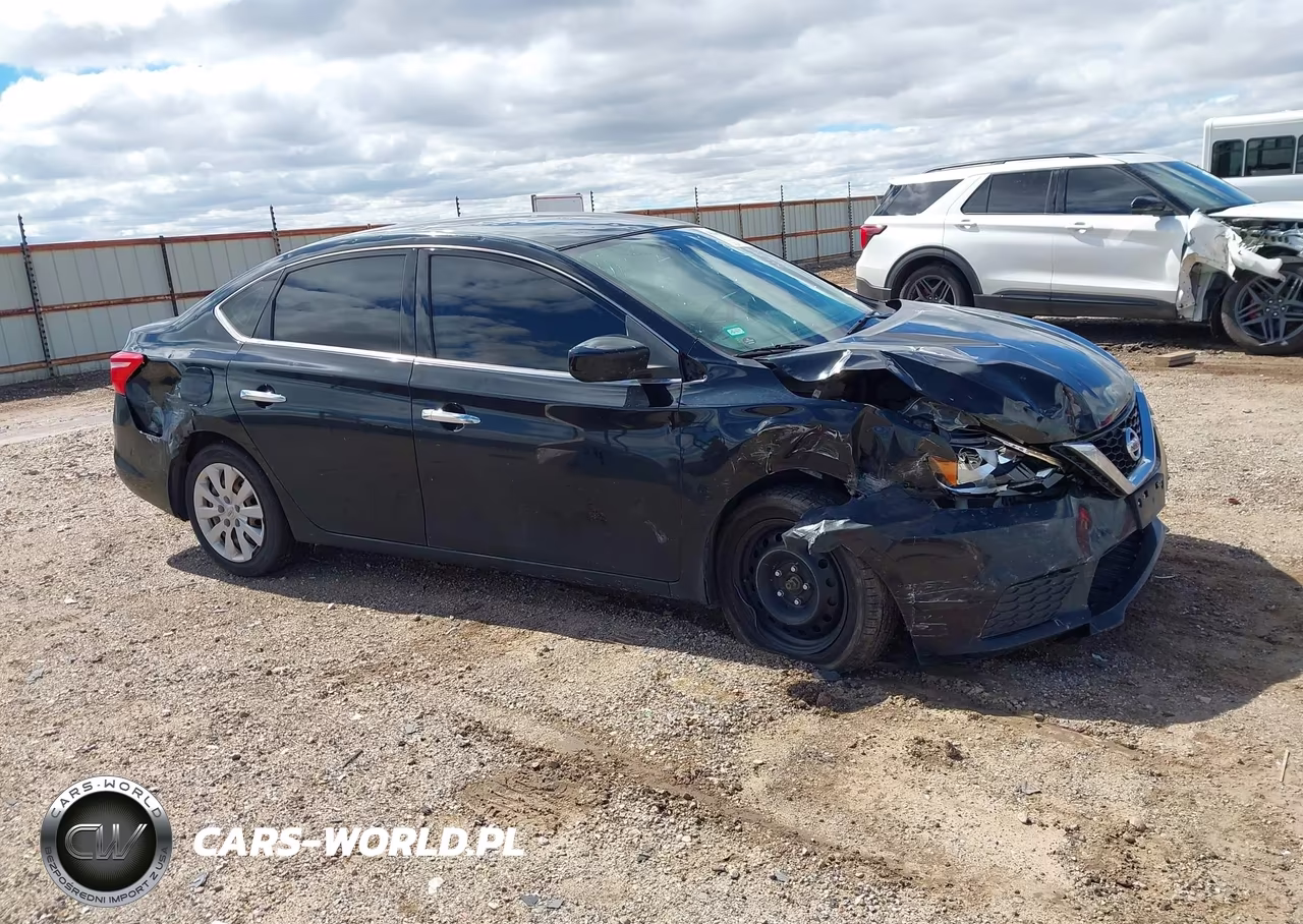 2018 Nissan Sentra S VIN:3N1AB7AP8JY280487 - 13