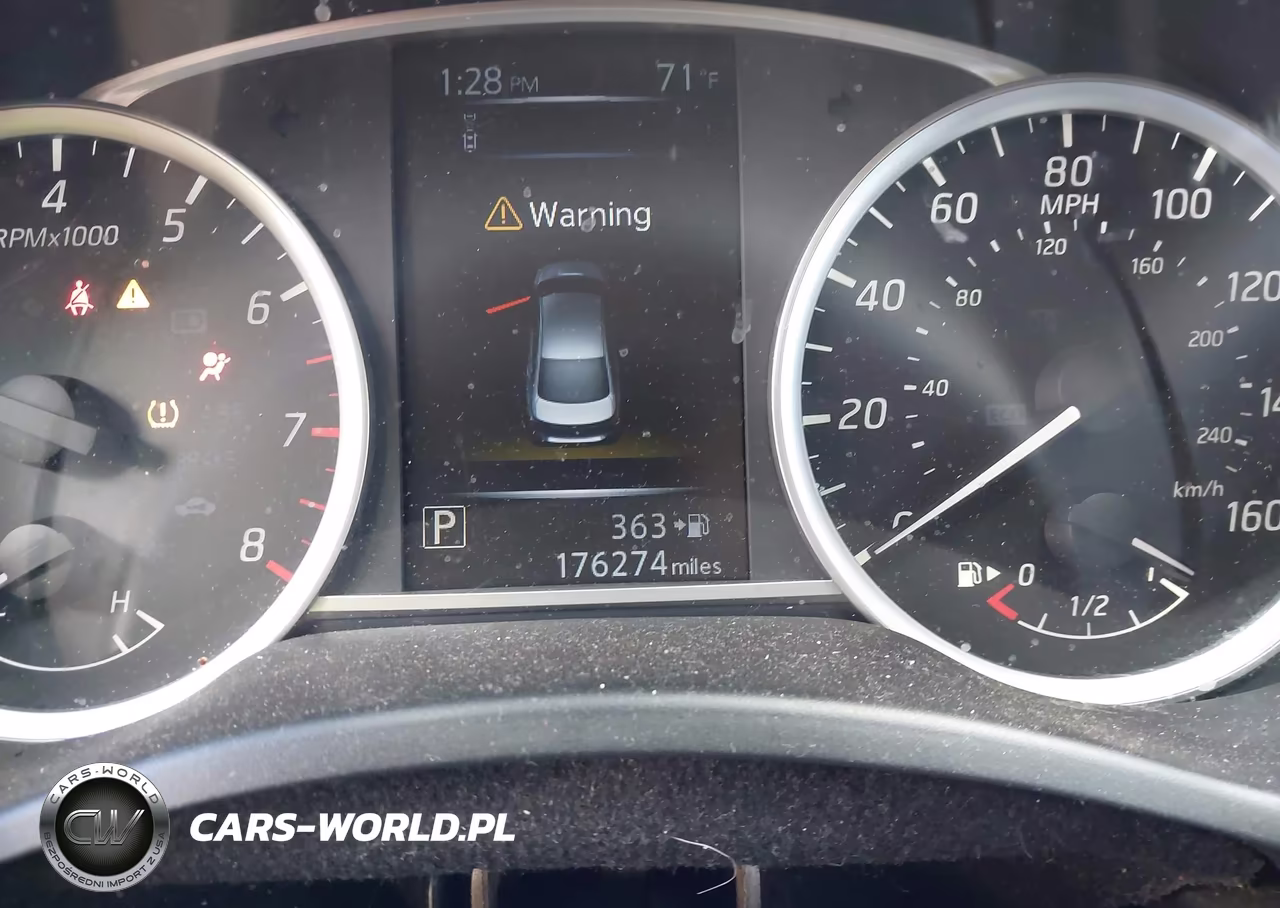 2018 Nissan Sentra S VIN:3N1AB7AP8JY280487 - 15