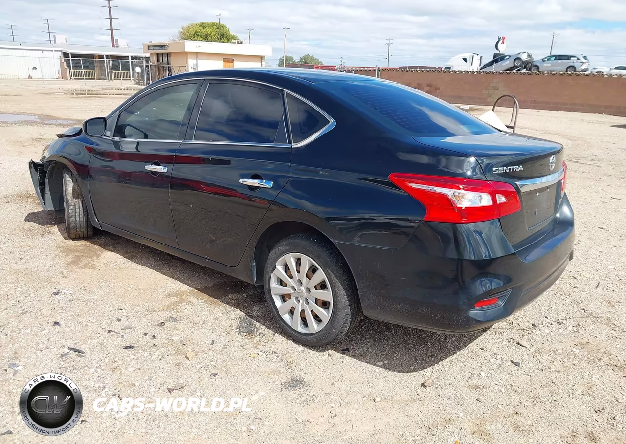 2018 Nissan Sentra S VIN:3N1AB7AP8JY280487 - 3