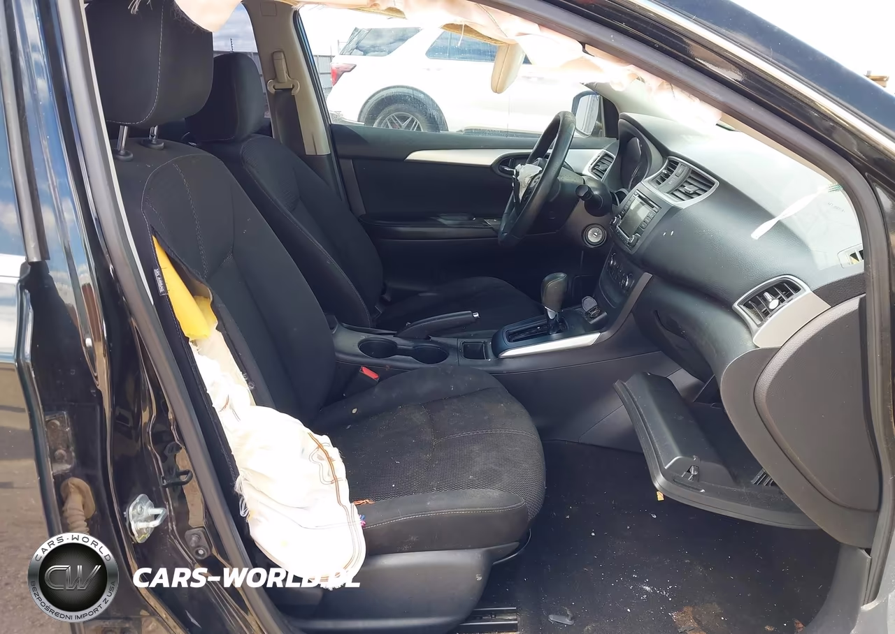 2018 Nissan Sentra S VIN:3N1AB7AP8JY280487 - 5
