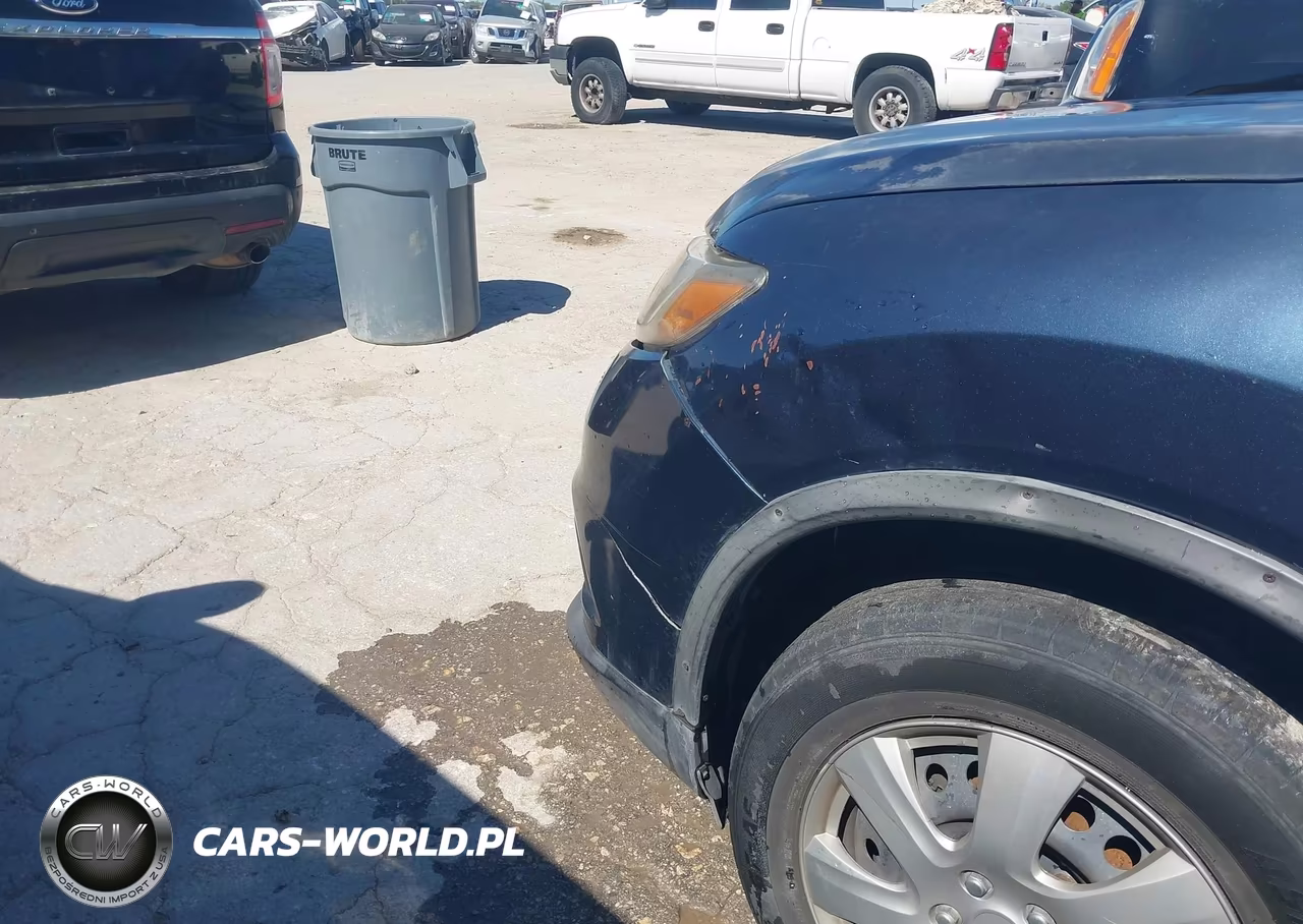 2016 Nissan Rogue S VIN:KNMAT2MT2GP653930 - 6