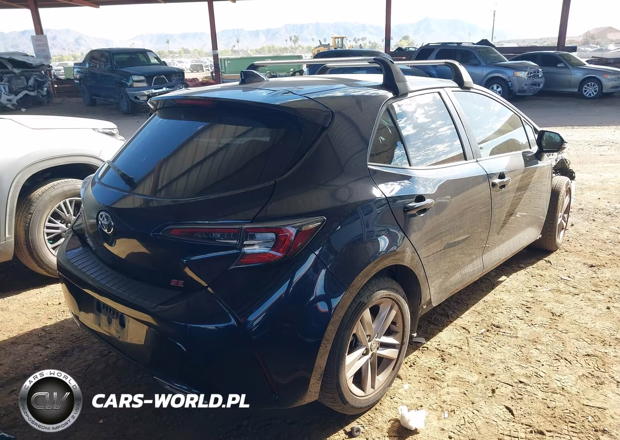 2021 Toyota Corolla Se VIN:JTND4MBE0M3105398 - 4
