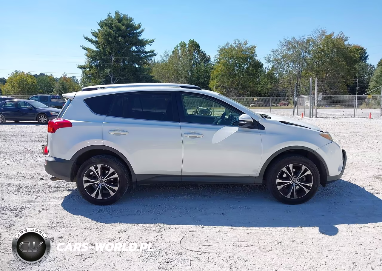 2015 Toyota Rav4 Limited VIN:JTMYFREV6FD047156 - 13