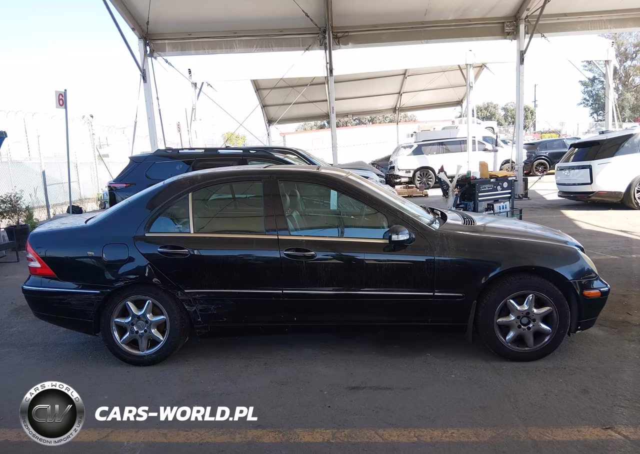 2002 Mercedes-Benz C 240 VIN:WDBRF61J42F166942 - 13