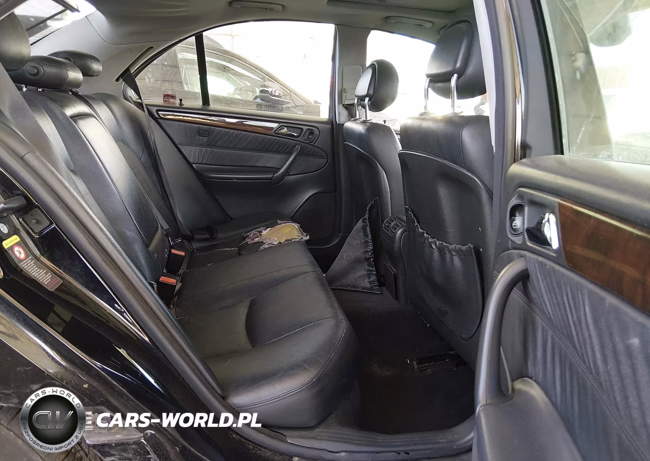 2002 Mercedes-Benz C 240 VIN:WDBRF61J42F166942 - 8