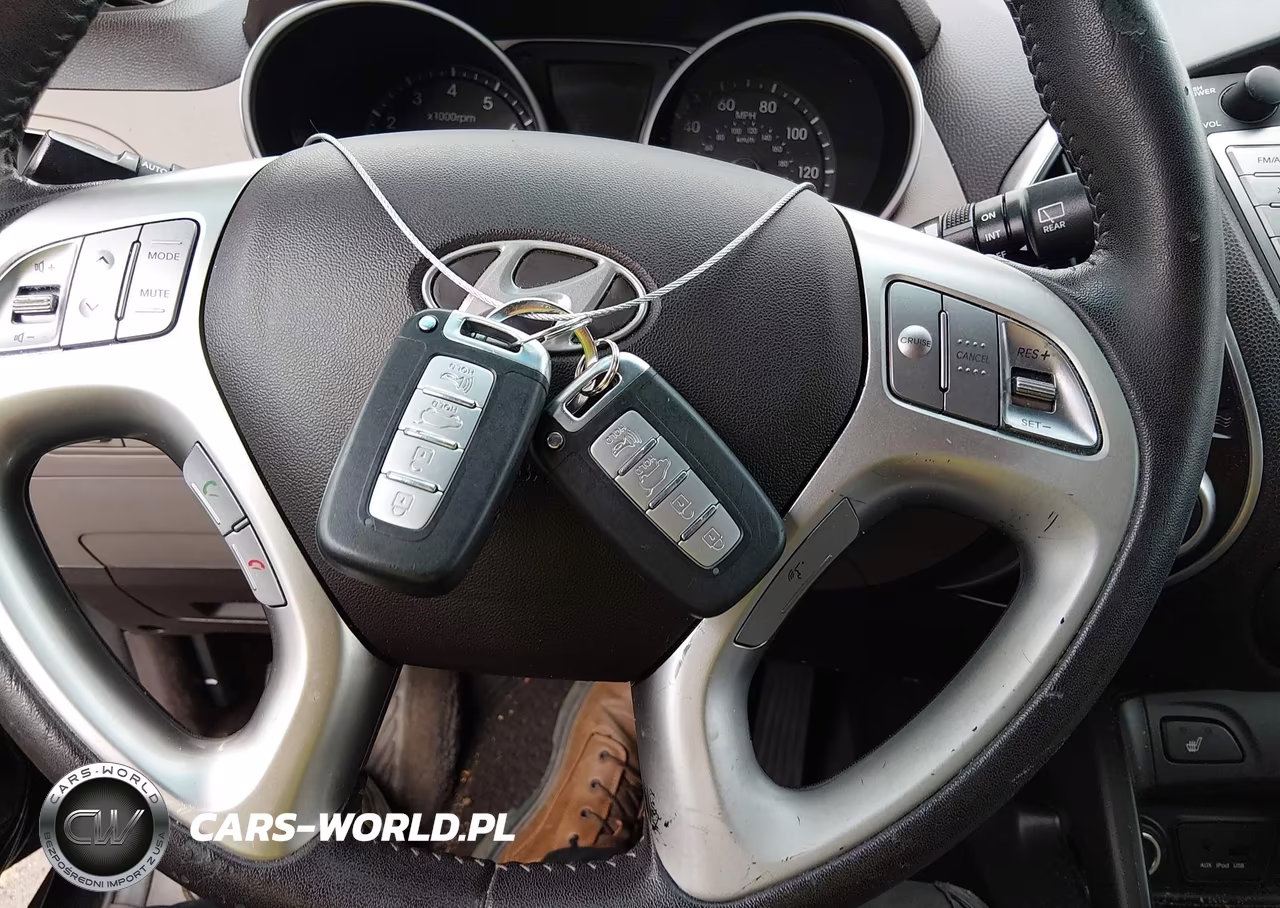 2013 Hyundai Tucson Limited VIN:KM8JUCAC0DU689745 - 11