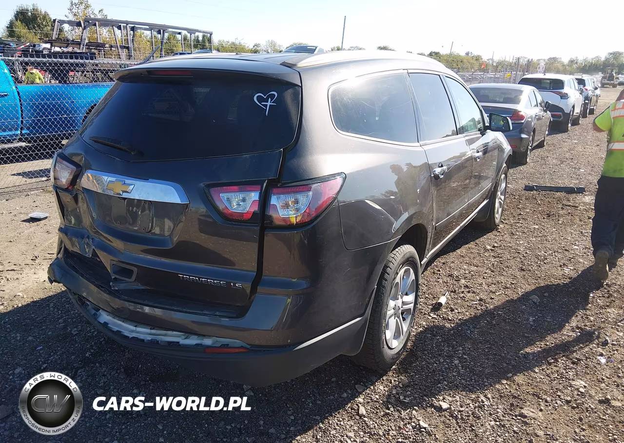 2014 Chevrolet Traverse Ls VIN:1GNKRFED0EJ244575 - 4