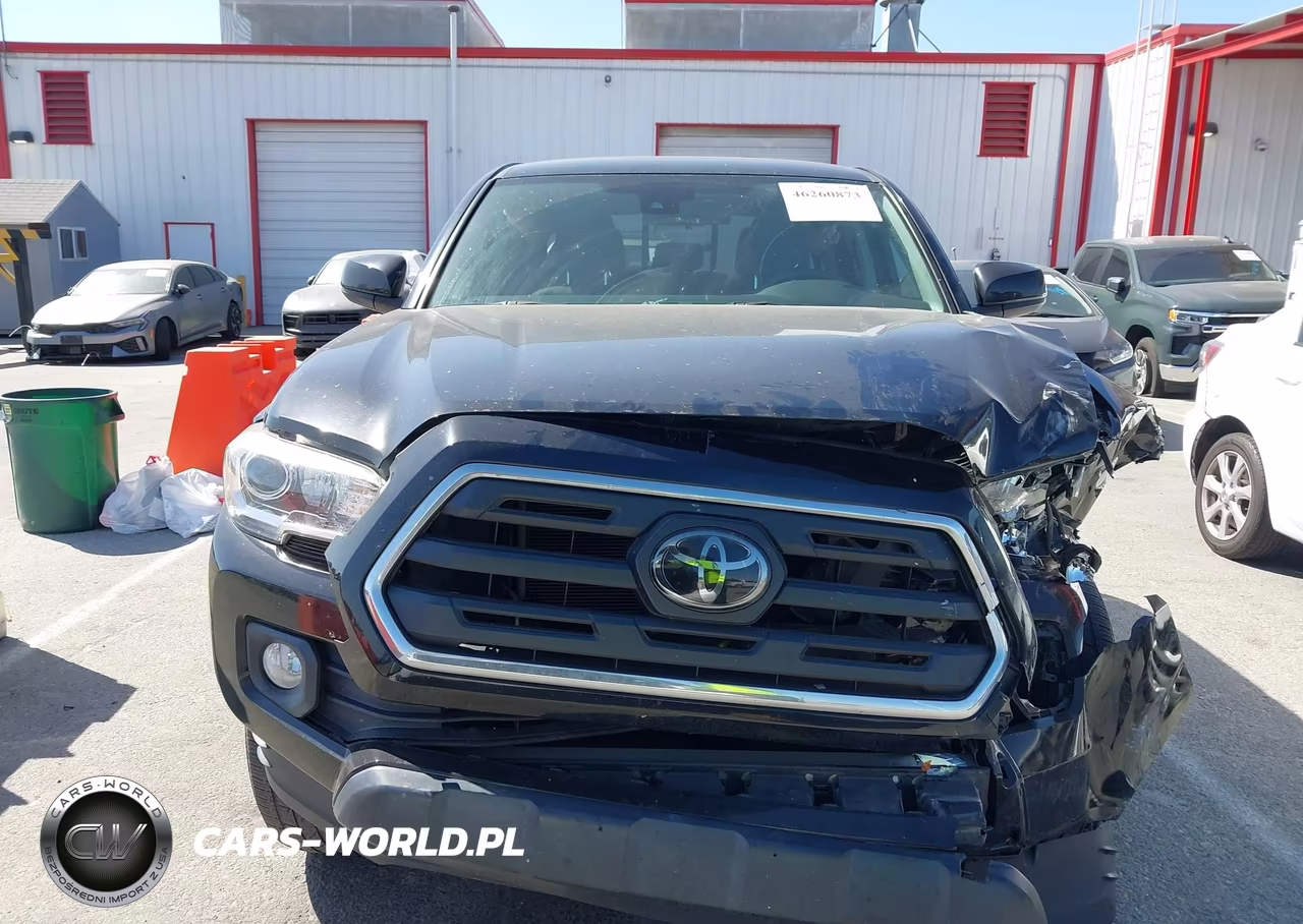 2018 Toyota Tacoma Sr5 VIN:5TFAX5GN4JX105079 - 11