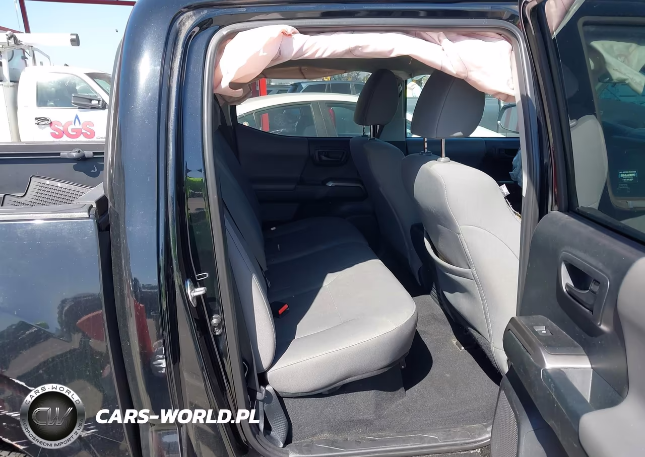 2018 Toyota Tacoma Sr5 VIN:5TFAX5GN4JX105079 - 8