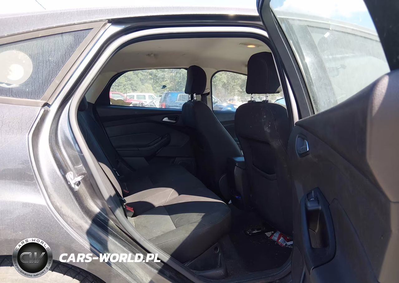 2016 Ford Focus Se VIN:1FADP3K26GL369988 - 8