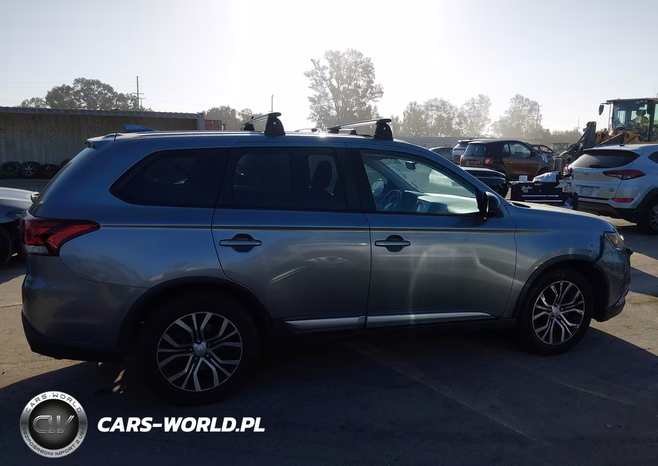 2018 Mitsubishi Outlander Es VIN:JA4AD2A37JZ005412 - 13
