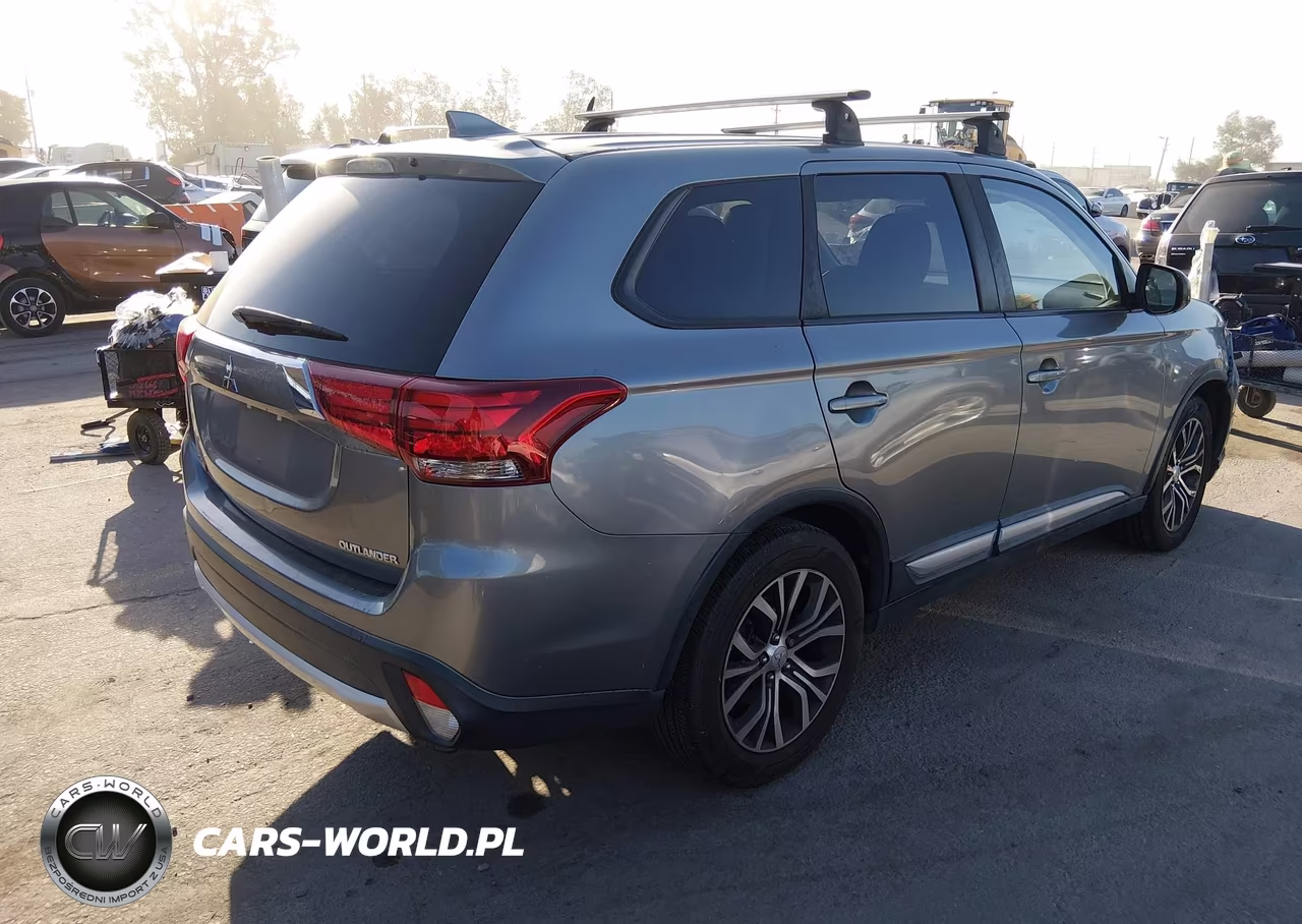 2018 Mitsubishi Outlander Es VIN:JA4AD2A37JZ005412 - 4