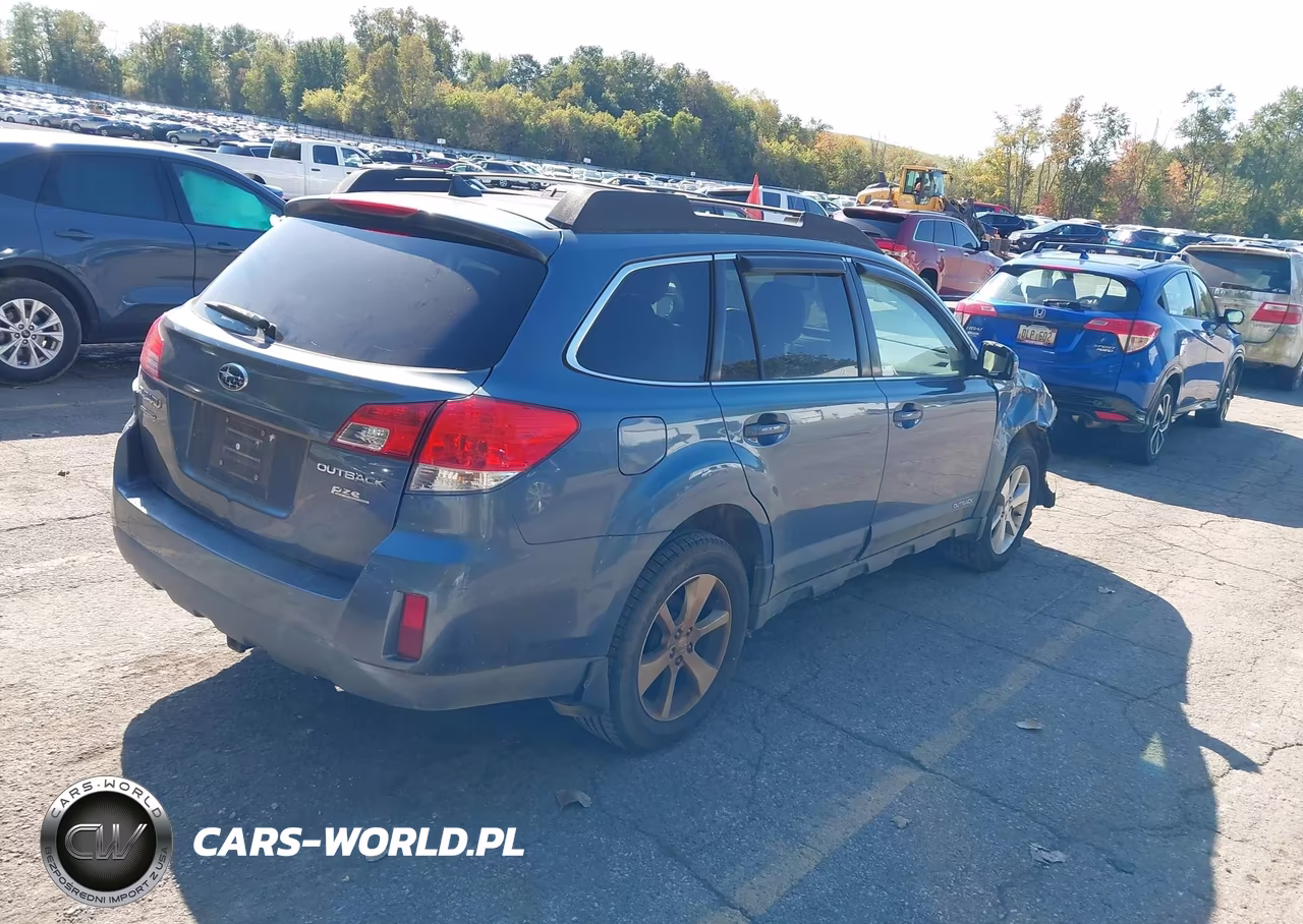 2014 Subaru Outback 2.5I Limited VIN:4S4BRBLC1E3208633 - 4