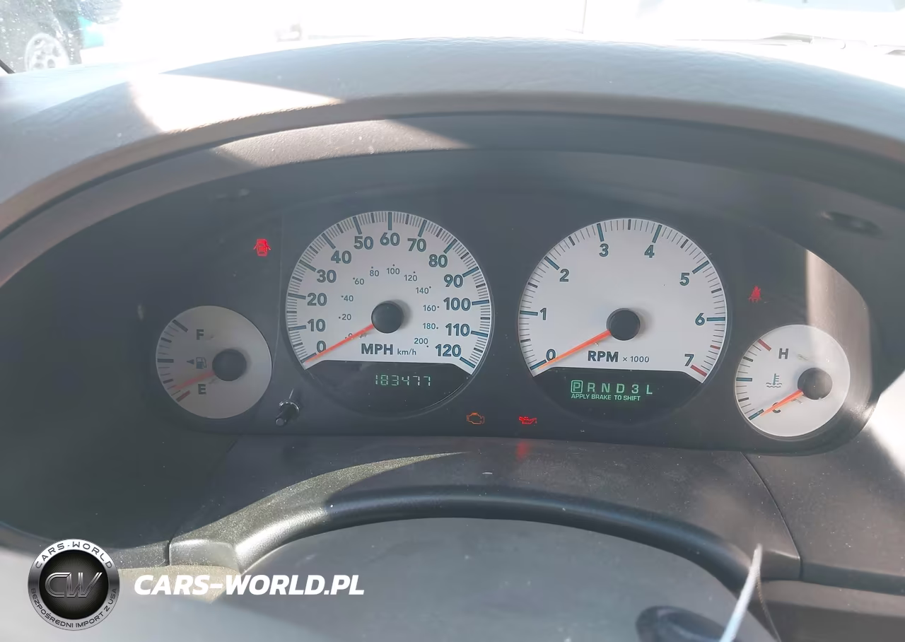 2005 Dodge Grand Caravan Sxt VIN:2D4GP44L45R240478 - 7