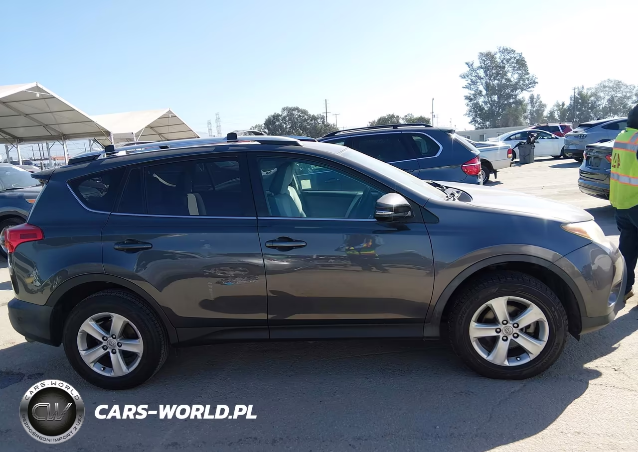 2014 Toyota Rav4 Xle VIN:2T3WFREV1EW086360 - 13