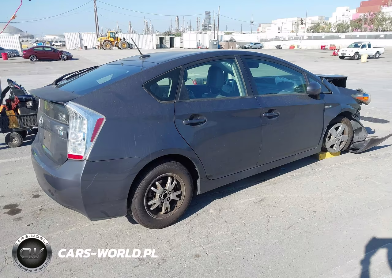 2010 Toyota Prius Iv VIN:JTDKN3DU1A5211348 - 4