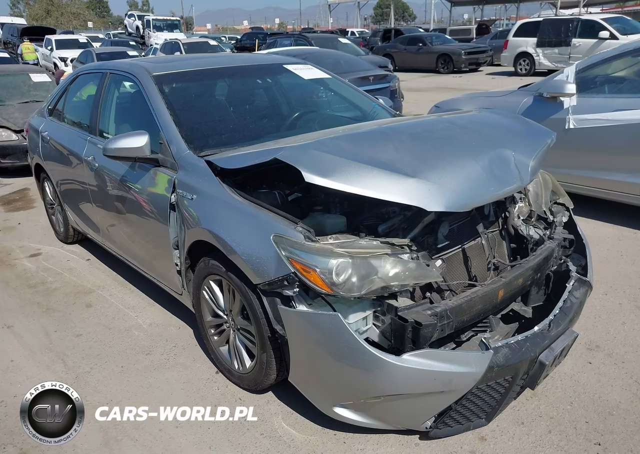 2017 Toyota Camry Hybrid Se