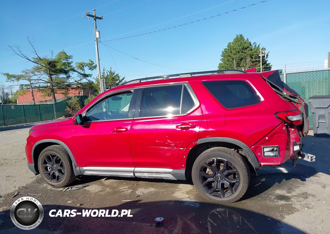 2025 Honda Pilot Elite VIN:5FNYG1H8XSB020159 - 15
