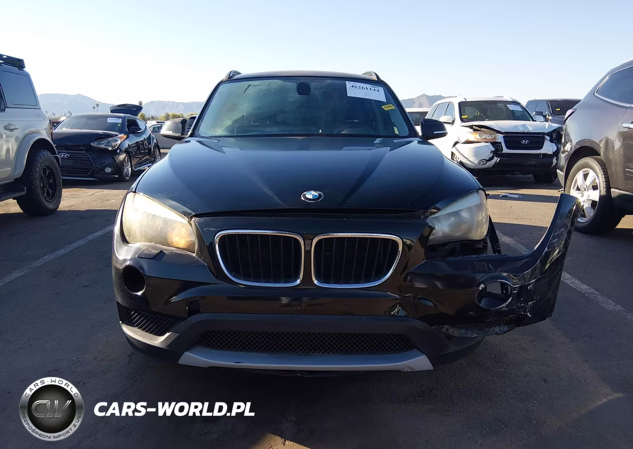 2014 BMW X1 xDrive28I VIN:WBAVL1C51EVY22274 - 12