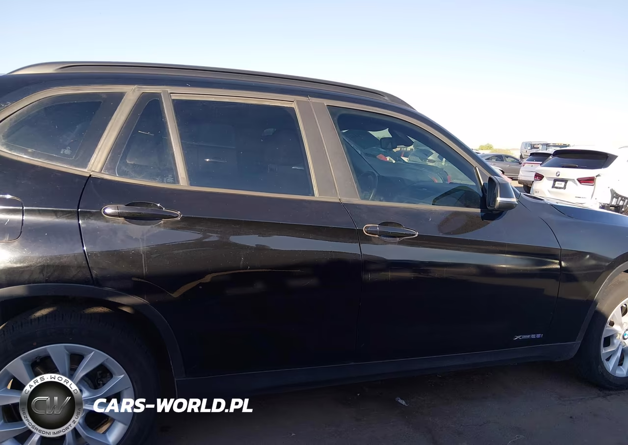 2014 BMW X1 xDrive28I VIN:WBAVL1C51EVY22274 - 13