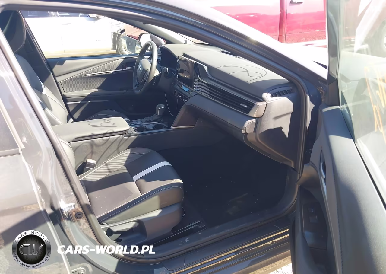 2025 Toyota Camry Se VIN:4T1DAACK1SU120608 - 5