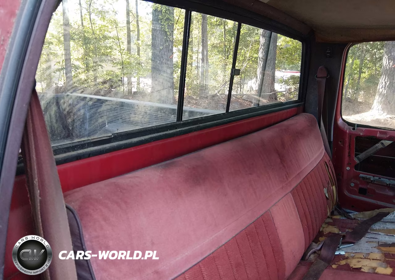 1986 Chevrolet C10 VIN:1GCDC14H3GF385768 - 8