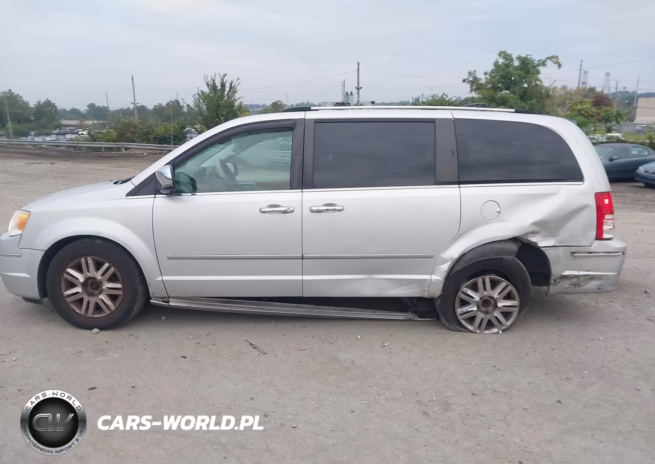 2010 Chrysler Town & Country Limited VIN:2A4RR6DX4AR136172 - 14