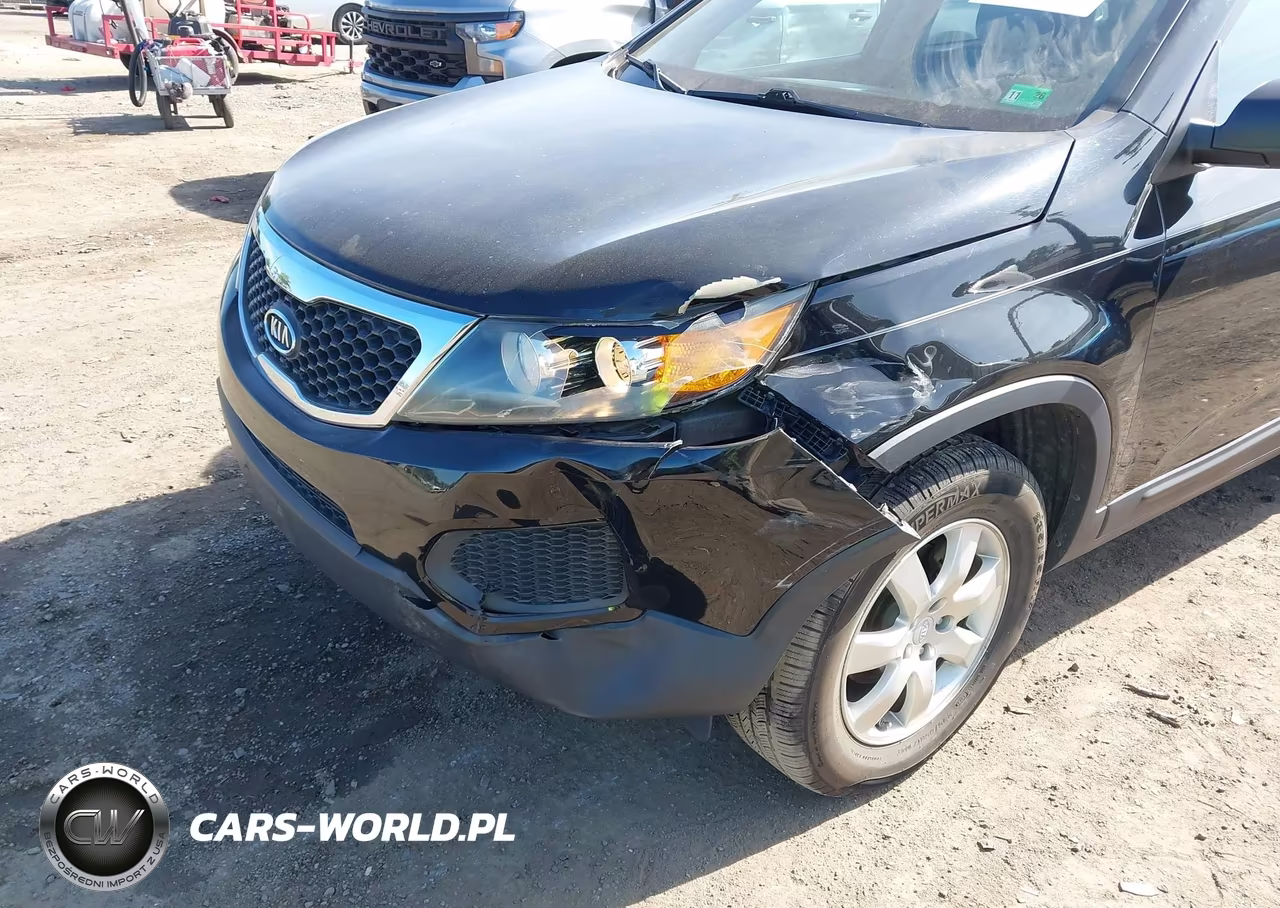 2011 Kia Sorento VIN:5XYKT3A17BG018419 - 6