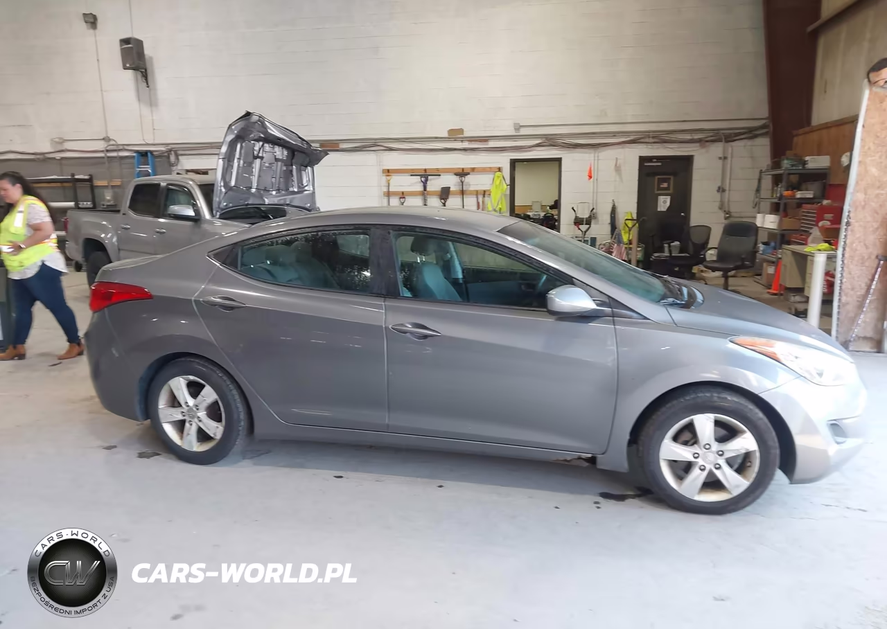 2011 Hyundai Elantra Gls VIN:5NPDH4AE4BH055794 - 13