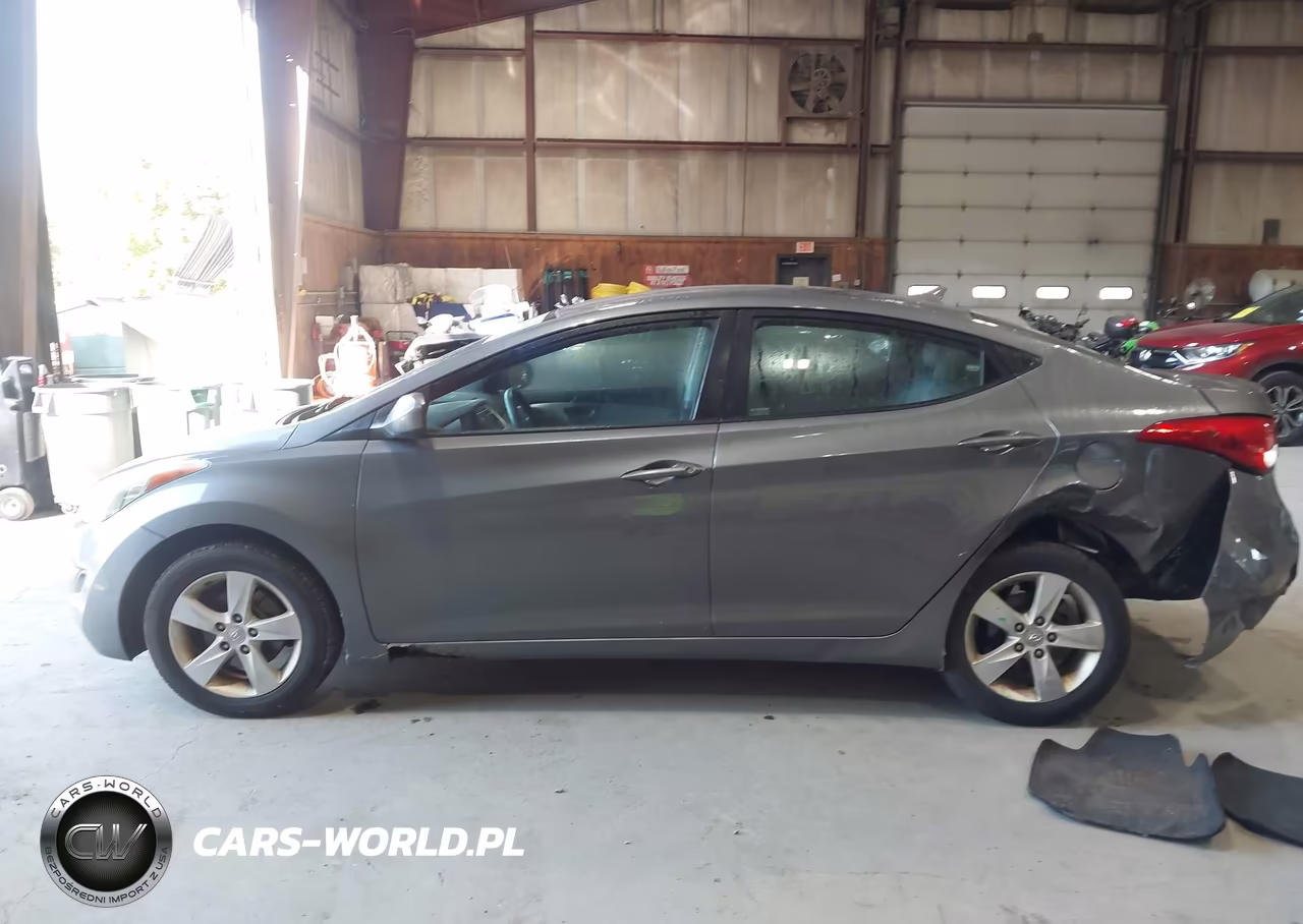 2011 Hyundai Elantra Gls VIN:5NPDH4AE4BH055794 - 14