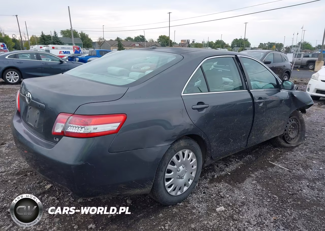 2011 Toyota Camry Le VIN:4T1BF3EK1BU645699 - 4