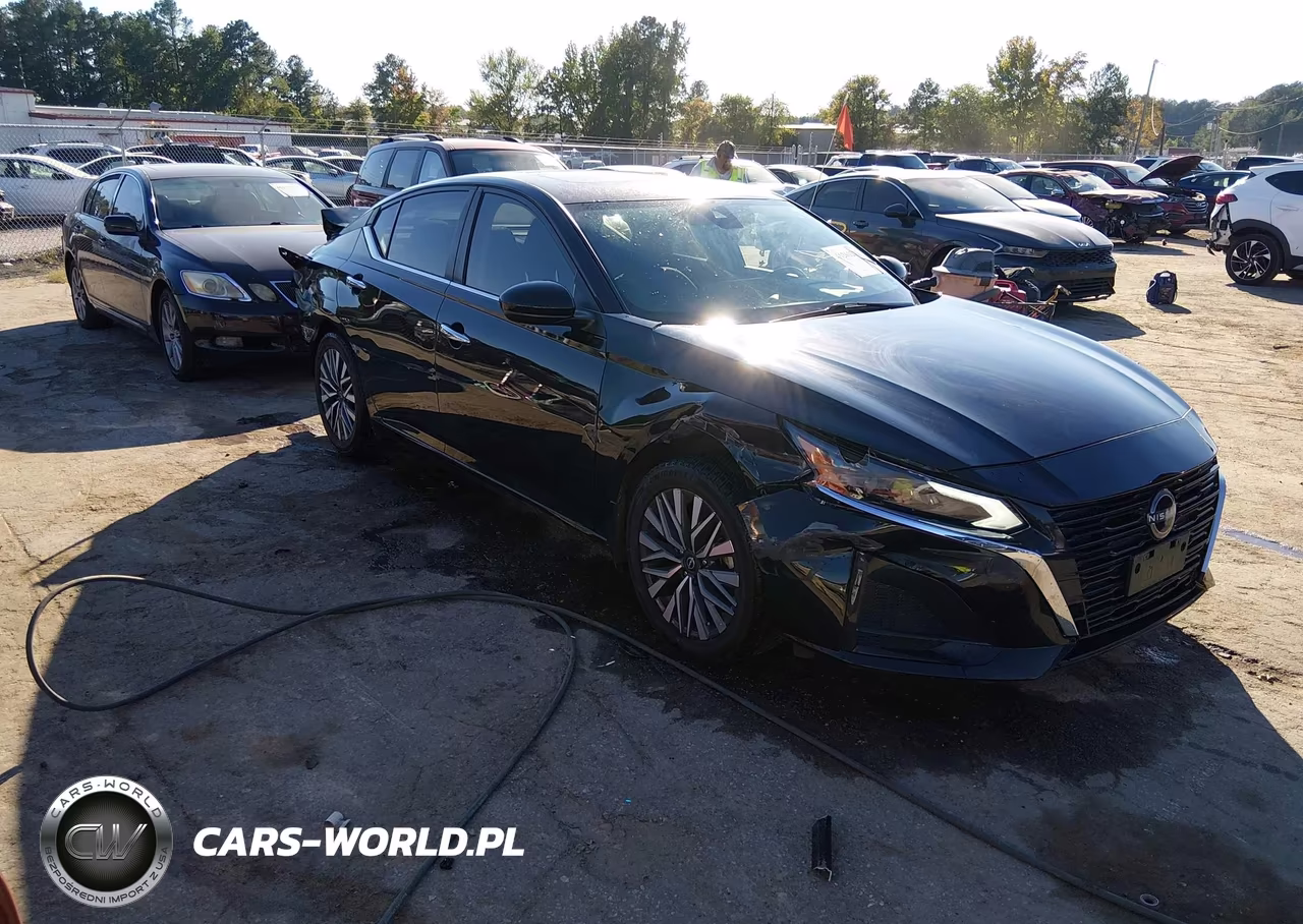 2024 Nissan Altima Sv Fwd