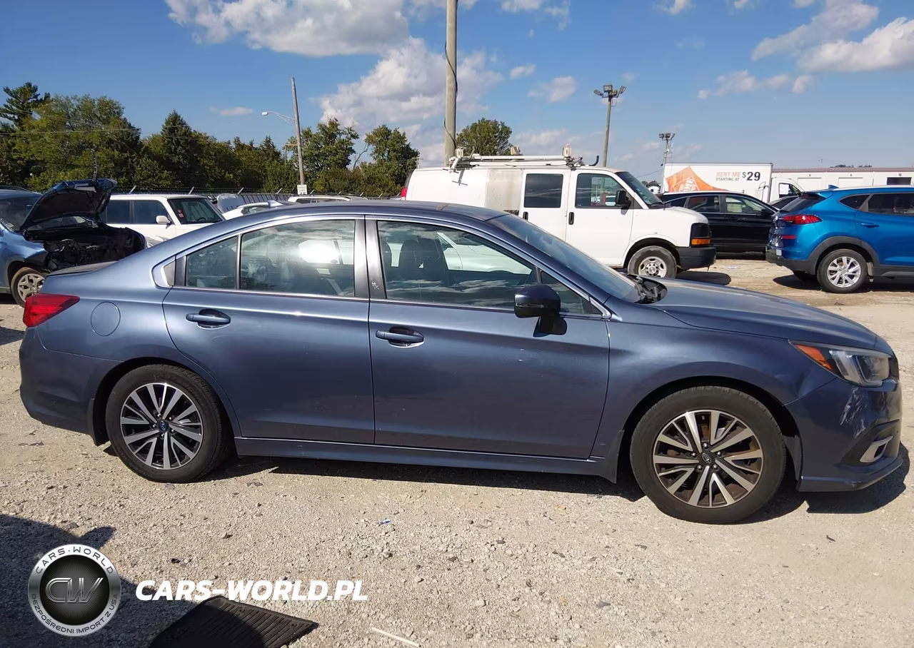 2018 Subaru Legacy 2.5I Premium VIN:4S3BNAF68J3010996 - 13