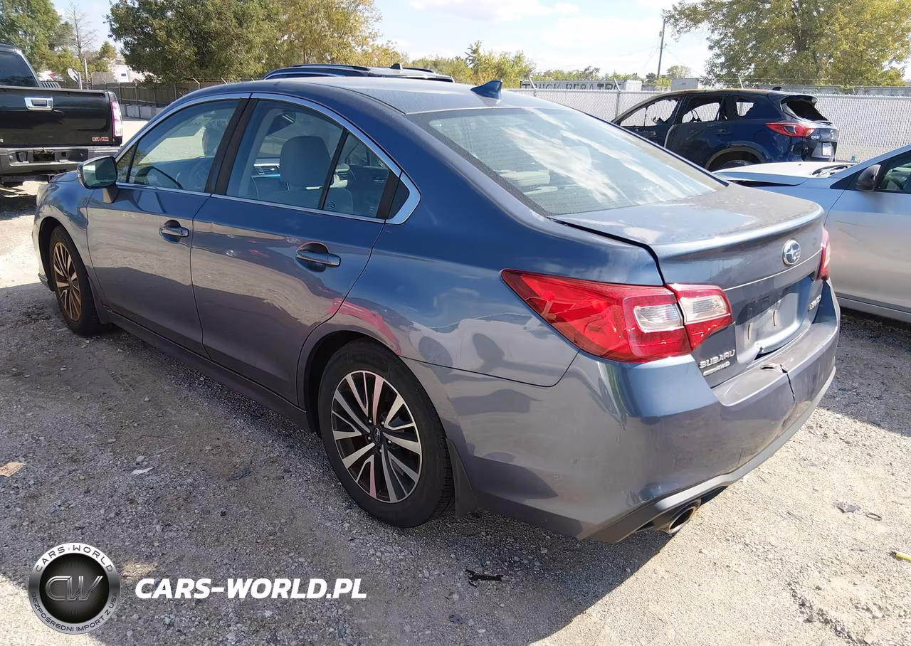 2018 Subaru Legacy 2.5I Premium VIN:4S3BNAF68J3010996 - 3