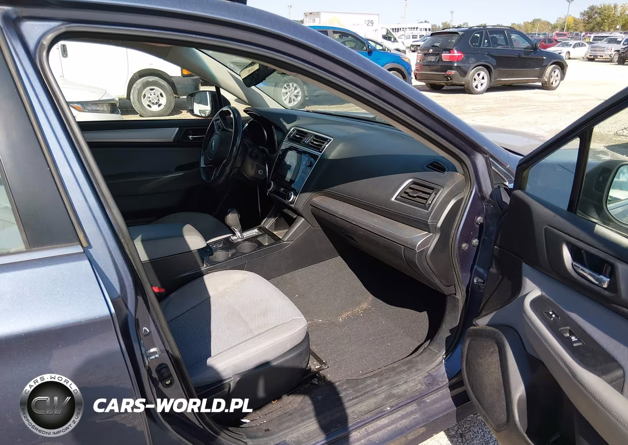 2018 Subaru Legacy 2.5I Premium VIN:4S3BNAF68J3010996 - 5