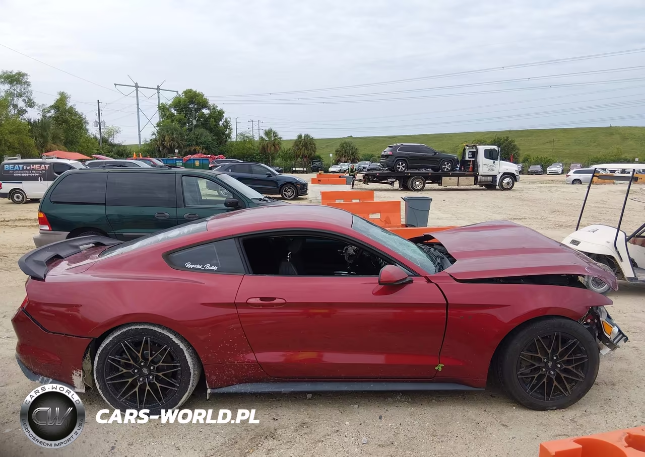 2015 Ford Mustang V6 VIN:1FA6P8AM4F5399308 - 14
