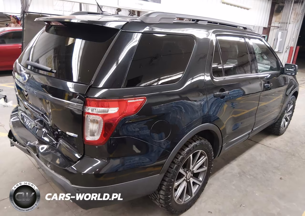 2015 Ford Explorer Xlt VIN:1FM5K8D82FGA01225 - 4