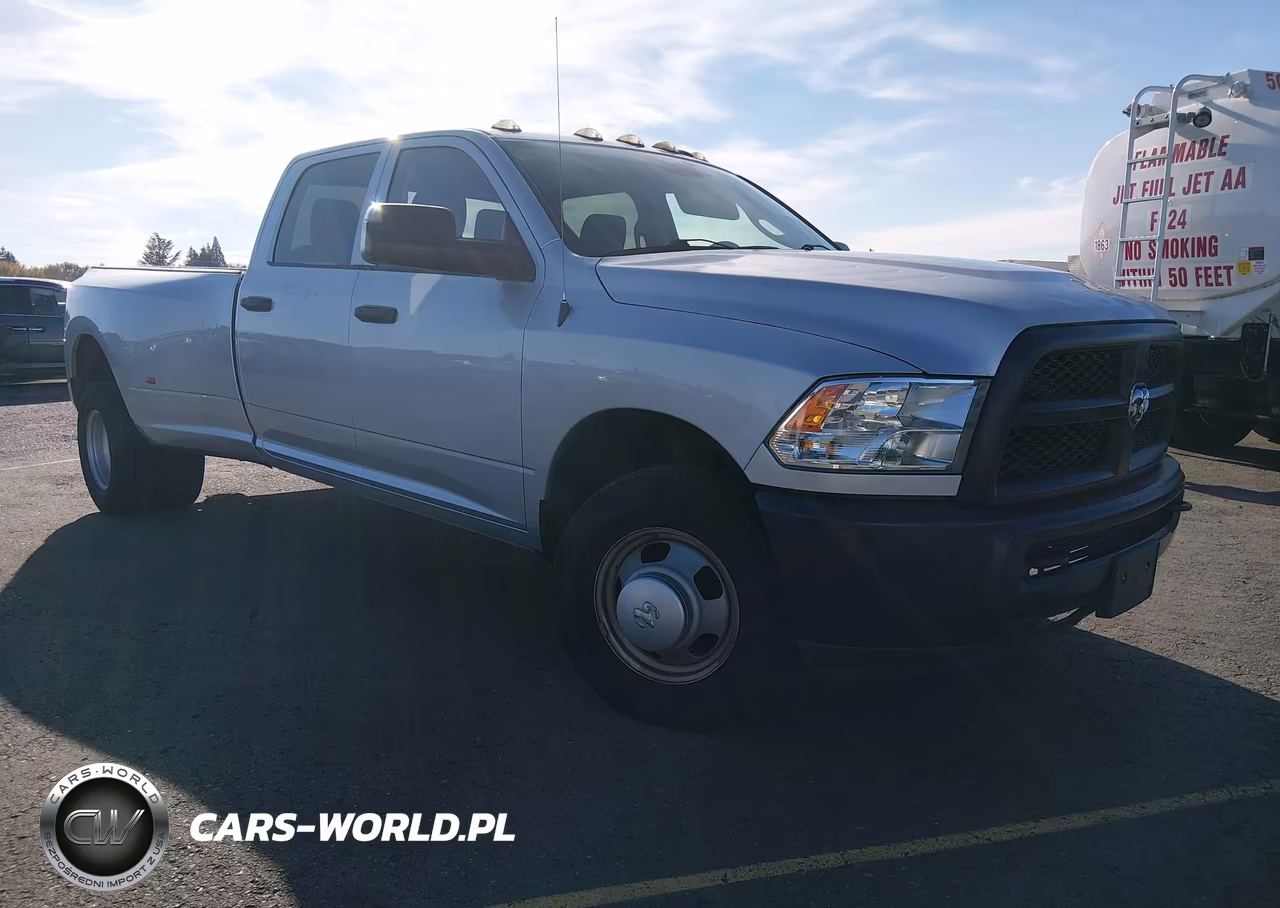 2018 Ram 3500 Tradesman 4X2 8' Box VIN:3C63RPGJ0JG410036 - 1