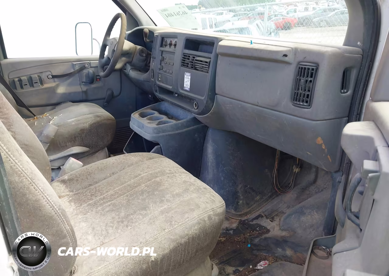 2003 Chevrolet Express Cutaway Base W-C7L-C7N VIN:1GBJG31U531206484 - 7
