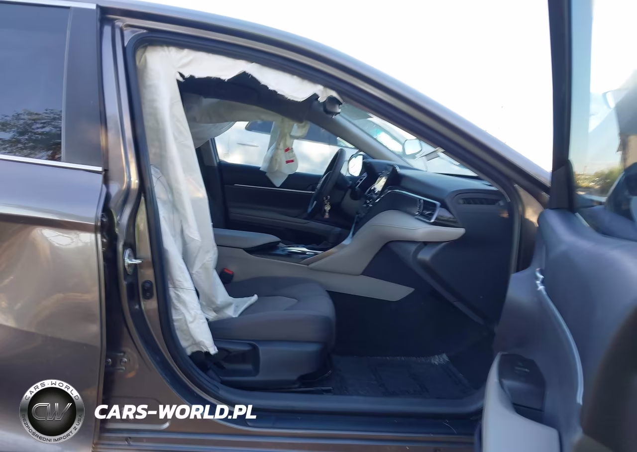 2023 Toyota Camry Le Hybrid VIN:4T1C31AK0PU610635 - 5