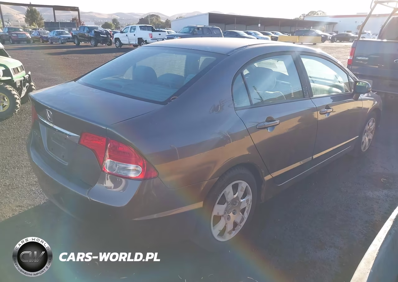 2011 Honda Civic Lx VIN:19XFA1F52BE016985 - 4