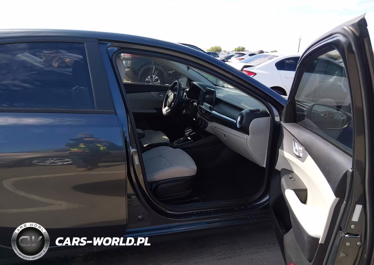2023 Kia Forte Lxs VIN:3KPF24AD4PE643272 - 5