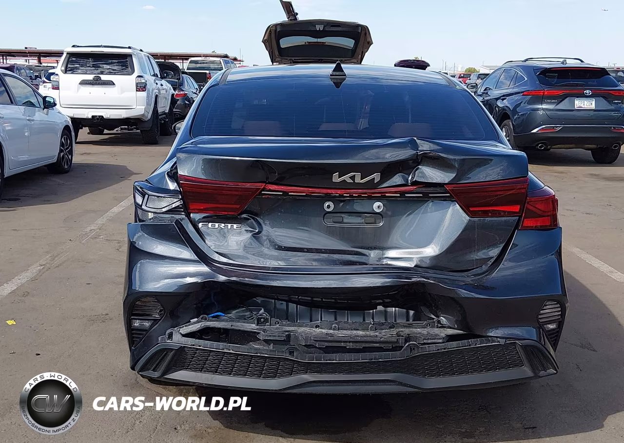 2023 Kia Forte Lxs VIN:3KPF24AD4PE643272 - 6