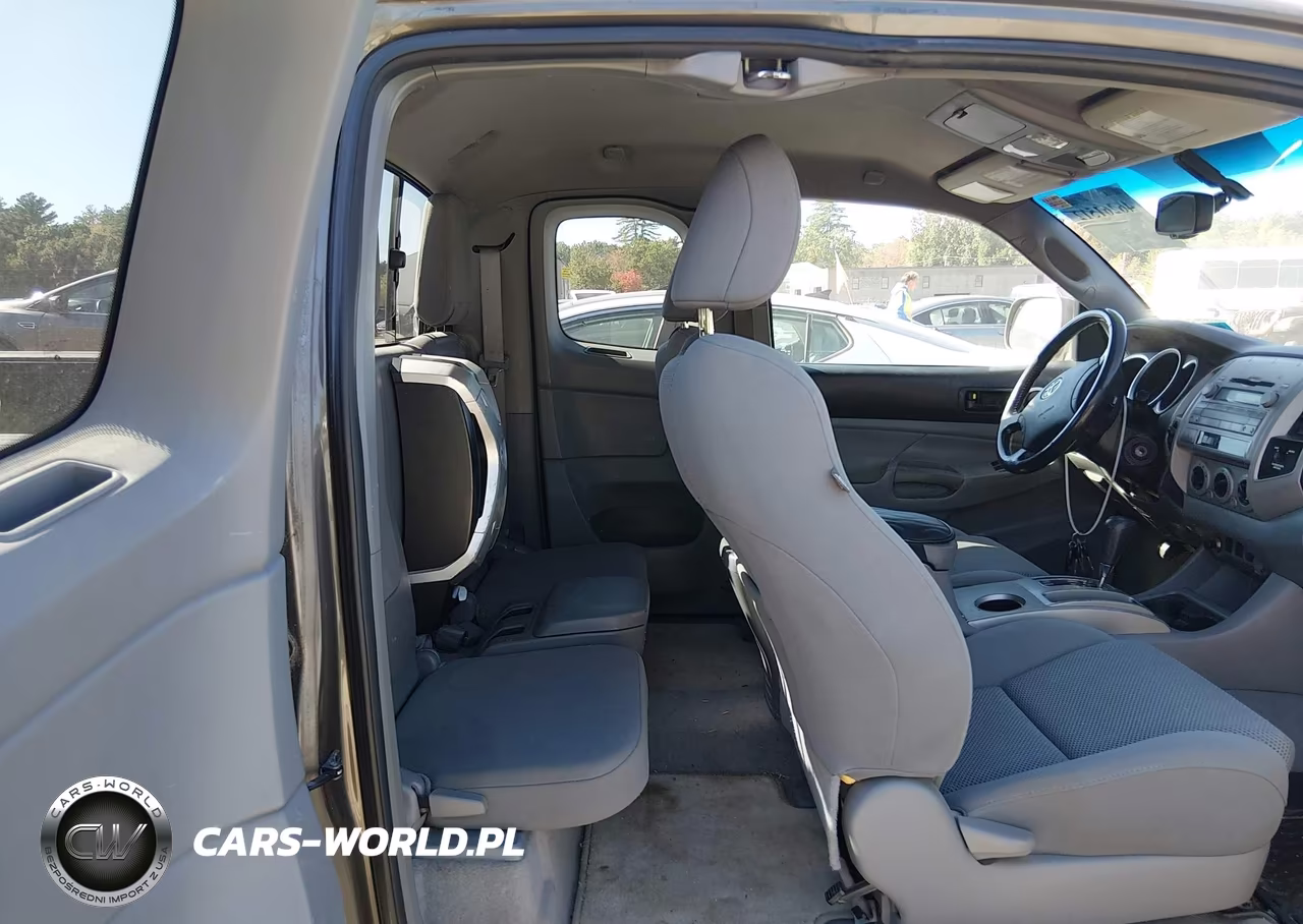 2010 Toyota Tacoma Base V6 VIN:5TEUU4EN1AZ723956 - 8