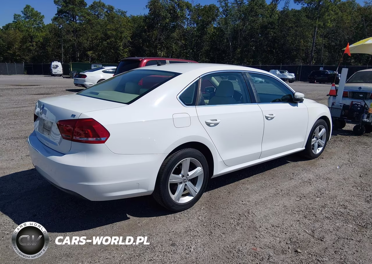 2013 Volkswagen Passat 2.5L Se VIN:1VWBH7A39DC037682 - 4